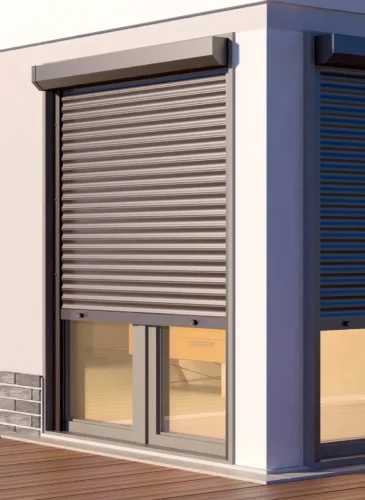 Latelier Minimaliste Menuiserie Aluminium Nice STORES BANNES 1